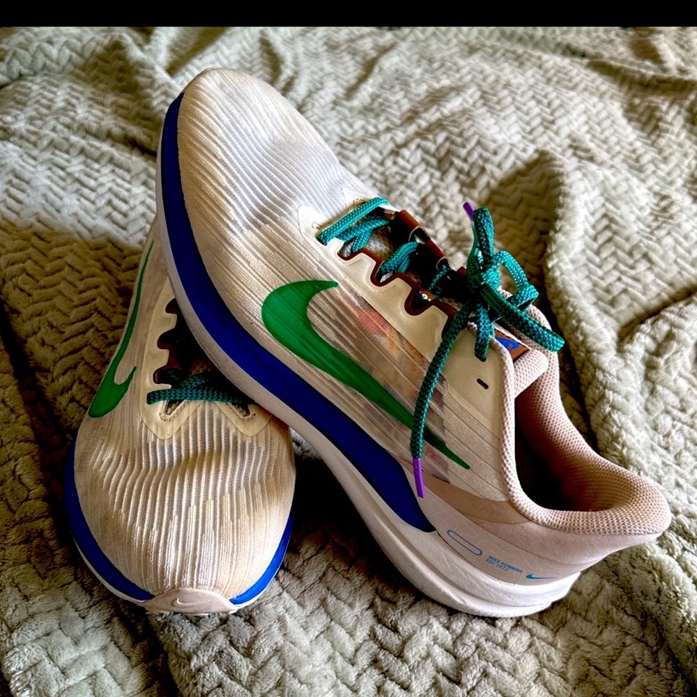 Nike sneakers men’s size 10.5
